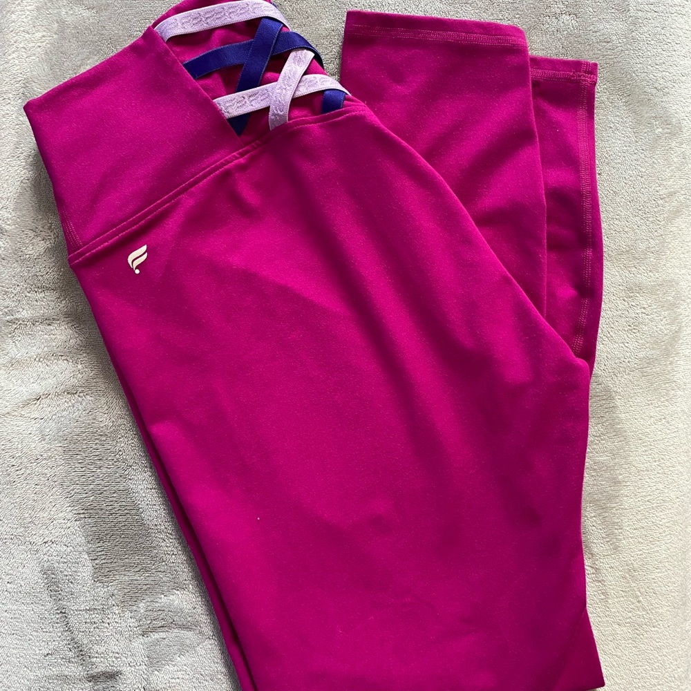 Fabletics fuchsia 7/8 leggings size L